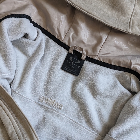 Lightweight Oakley Fleece Lined Shell Jacket Tan - Picture 4 of 4